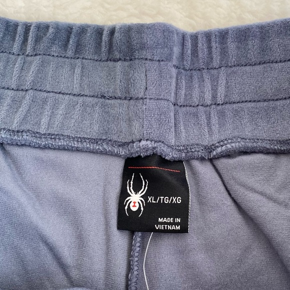 Spyder Women's Cozy Soft Fleece Jogger, 2 side pockets, Gray, Size XL - Picture 3 of 7